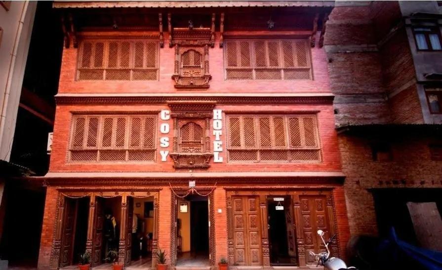 Cosy Hotel Bhaktapur Bagian luar foto