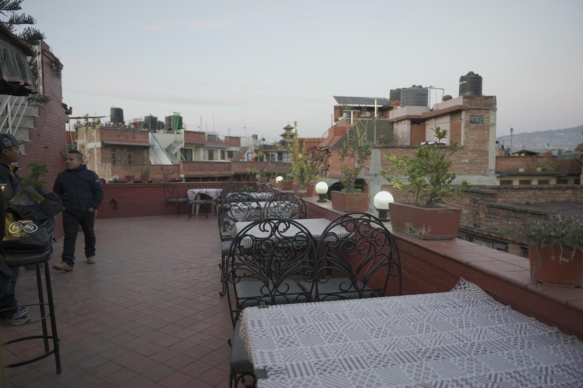 Cosy Hotel Bhaktapur Bagian luar foto