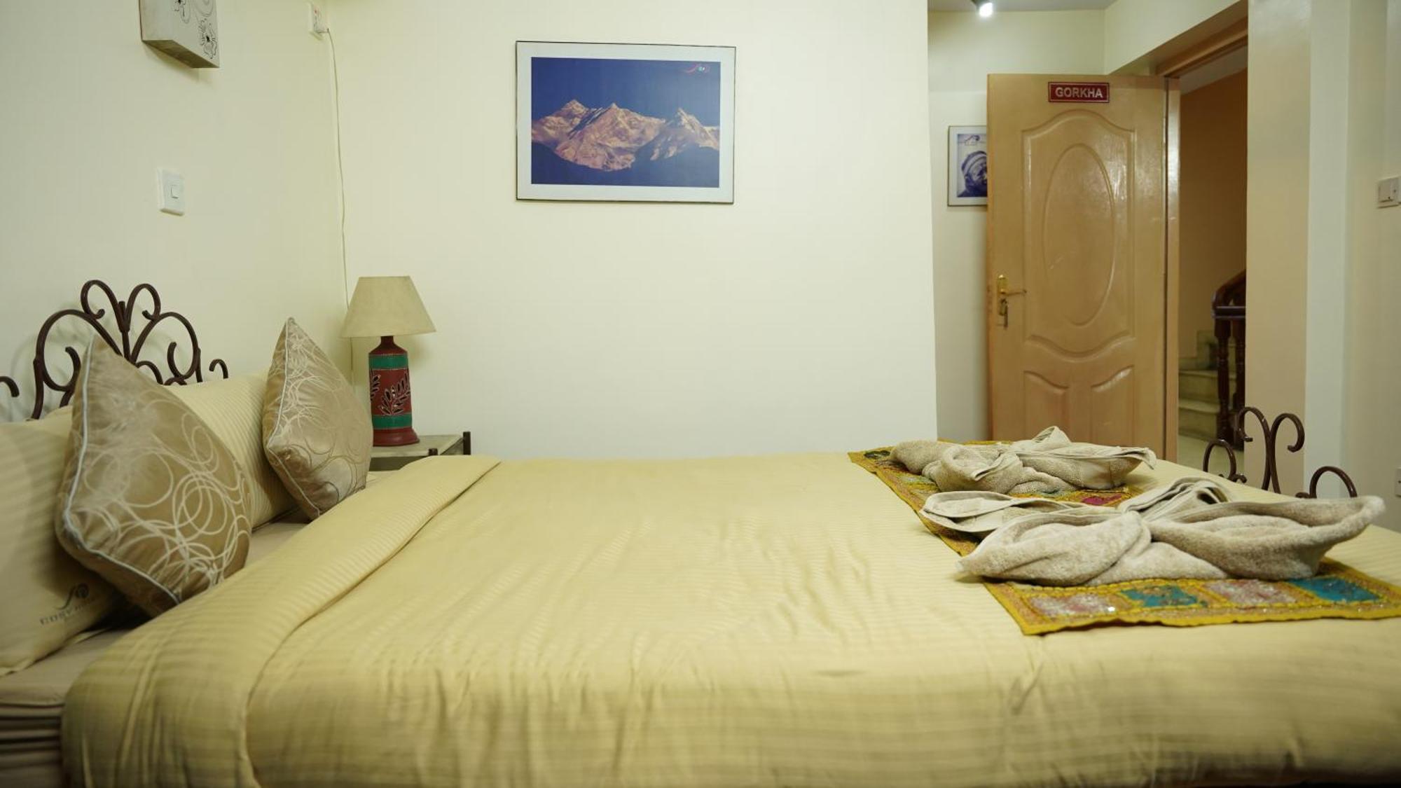 Cosy Hotel Bhaktapur Bagian luar foto