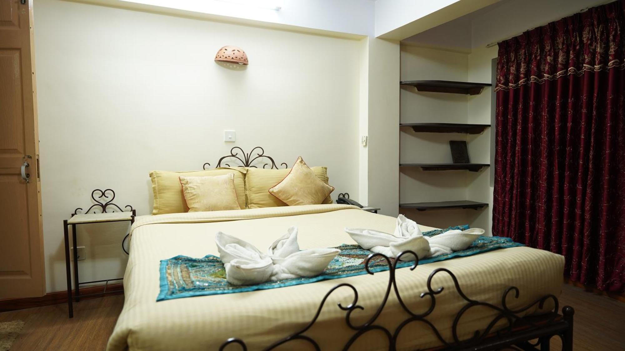 Cosy Hotel Bhaktapur Bagian luar foto