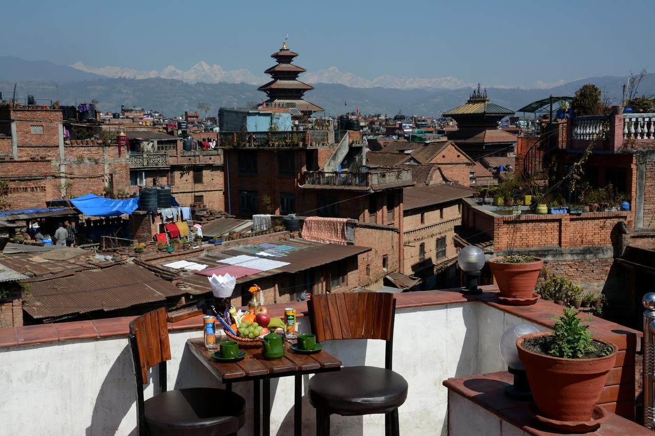 Cosy Hotel Bhaktapur Bagian luar foto
